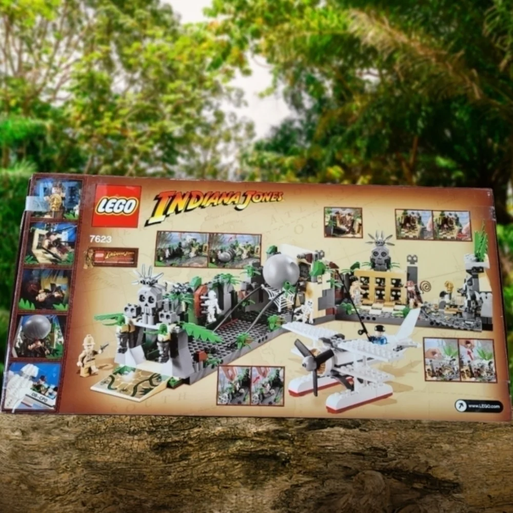 LEGO Indiana Jones #7623 Temple Escape New Sealed Highly collectible